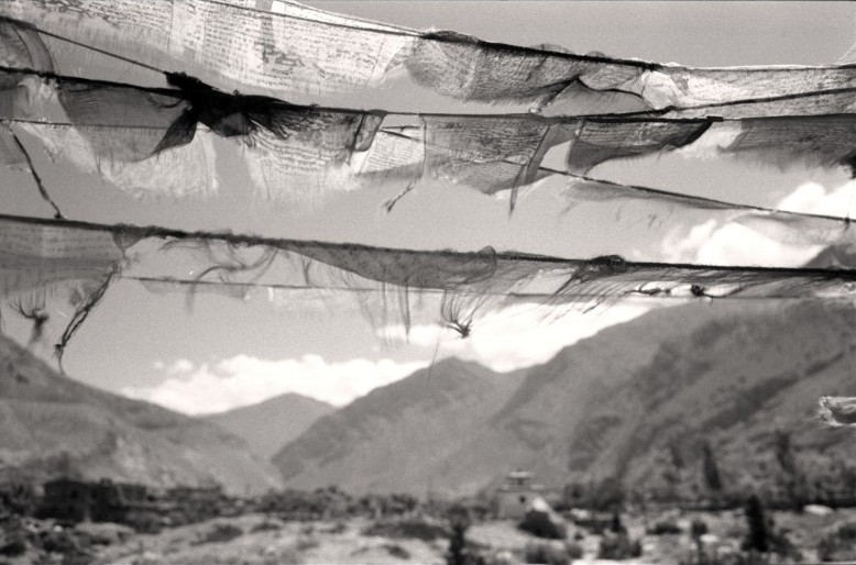 Drapeaux de prières bouddhistes au Népal