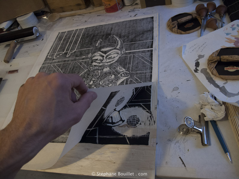 gravure sur bois: décollage