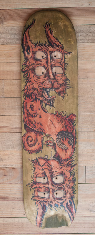 Écureuil et lapin siamois - skate